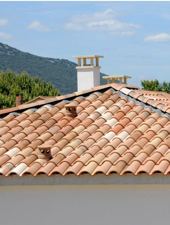 Rénovation et réparation de toiture à la Seyne-sur-Mer (83500) - Couvreur Chassard dans le Var (83) Rénovation et réparation de toiture à la Seyne-sur-Mer (83500) - Couvreur Chassard dans le Var (83)